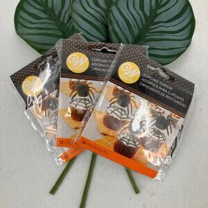 Wilton Black Halloween Accordion Spider Paper Plastic Tooth Pick Cupcake Toppers